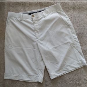 Mens white Callaway Golf Shorts Size 34